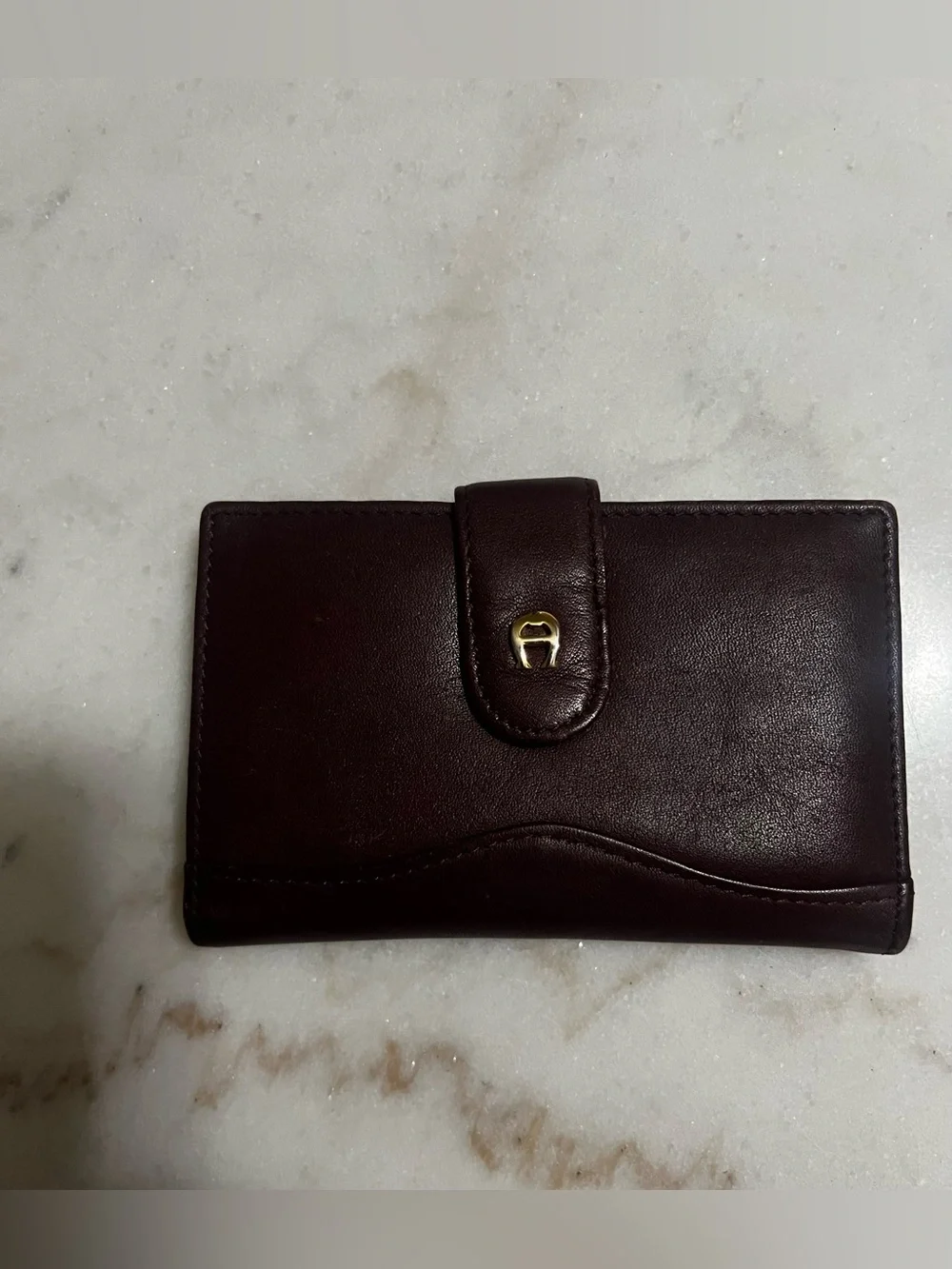 Vintage 80’s/ 90’s Etienne Aigner Oxblood Leather  Wallet Snap Closure